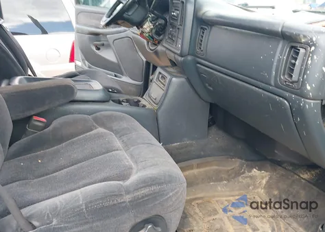 2000 Chevrolet Silverado 1500 Ls из США, поврежденный, VIN 2GCEK19T4Y1158571